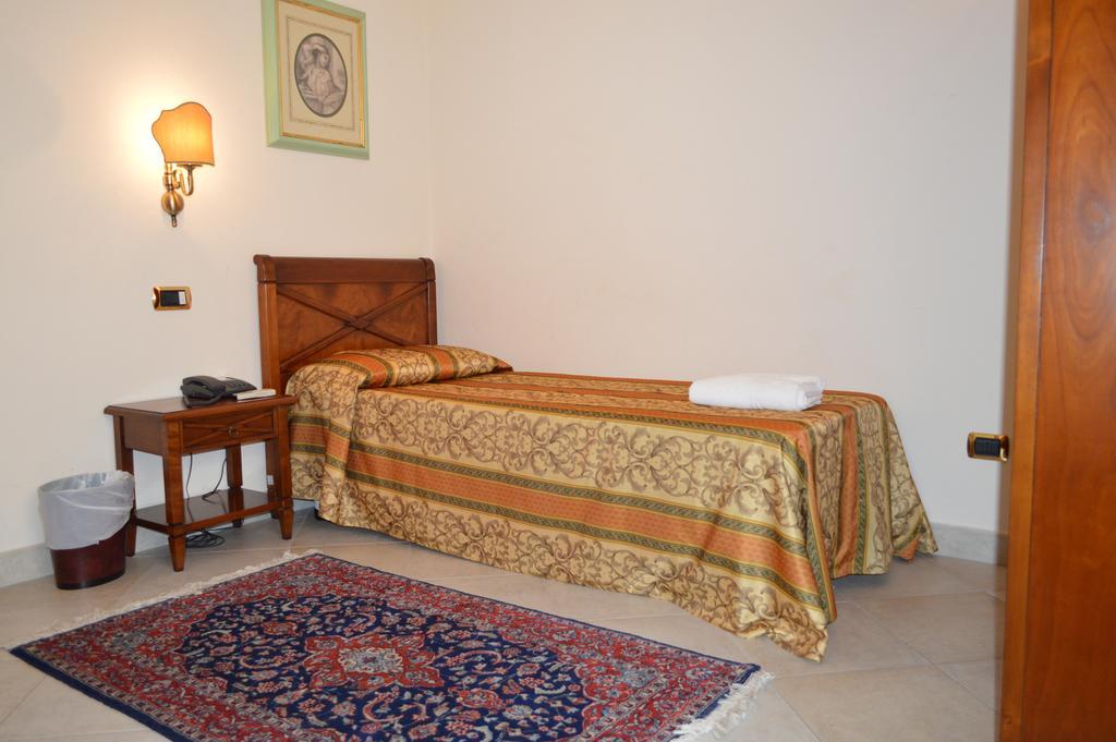Hotel Delle Palme Falcone Værelse billede