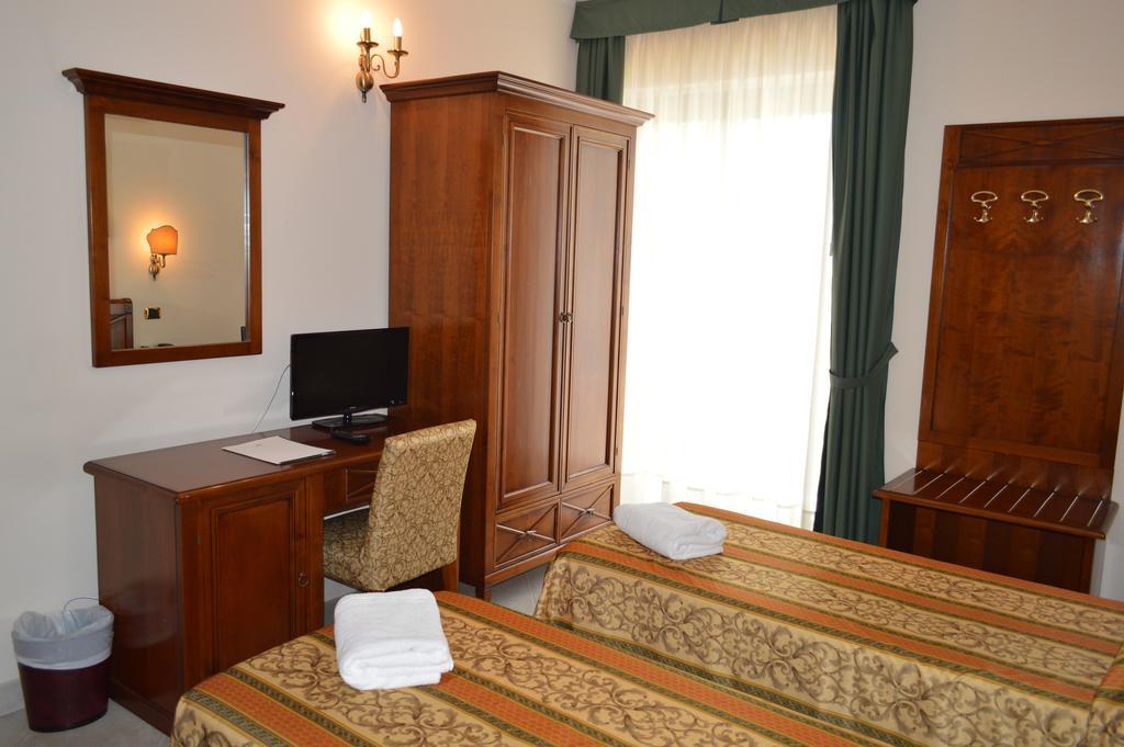 Hotel Delle Palme Falcone Værelse billede
